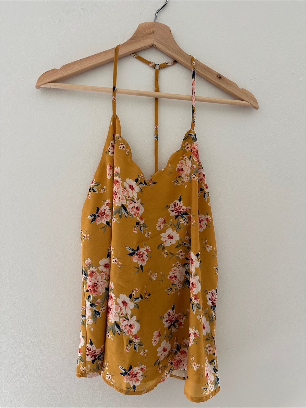 Scalloped strappy top